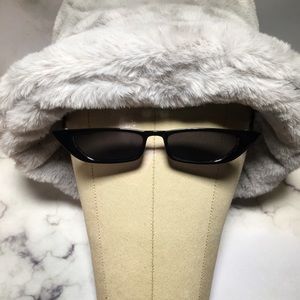Fashion Nova trendy sunglasses/shades